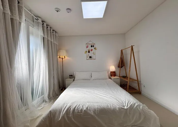 Appartement Jung Near Park And Market Seoel